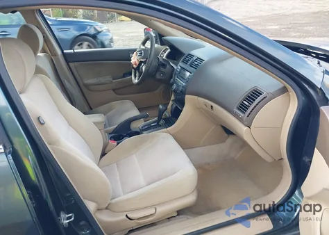 2004 Honda Accord 2.4 Lx из США, поврежденный, VIN 1HGCM56404A108841